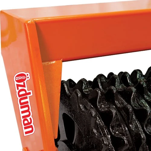 Chassis And Rollers With Different Diameters